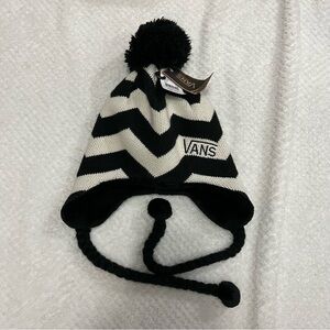 NWT vans beanie